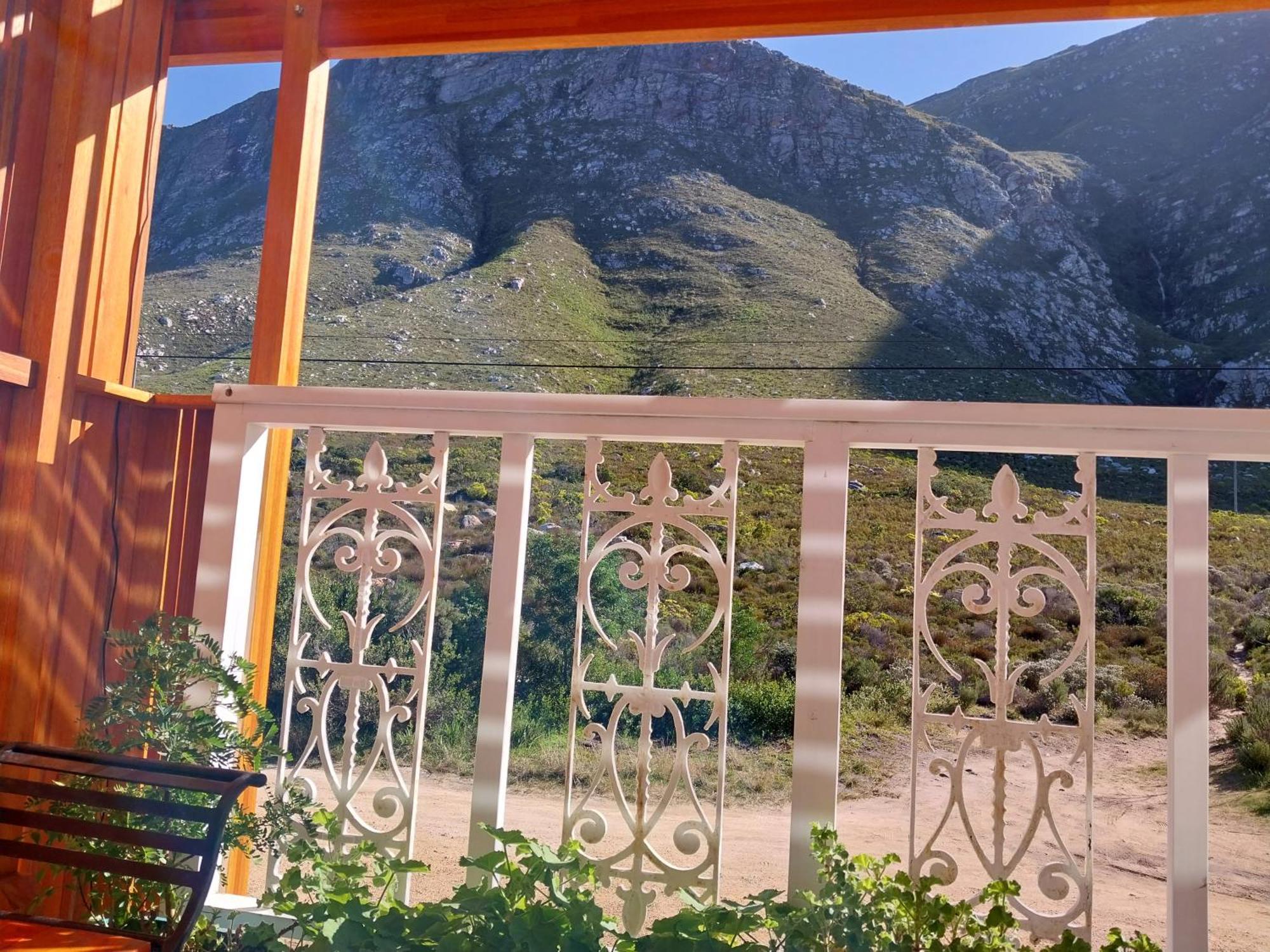 The Trailhouse Hotell Bettyʼs Bay Eksteriør bilde