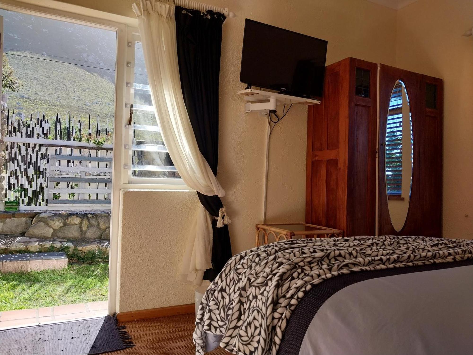 The Trailhouse Hotell Bettyʼs Bay Eksteriør bilde